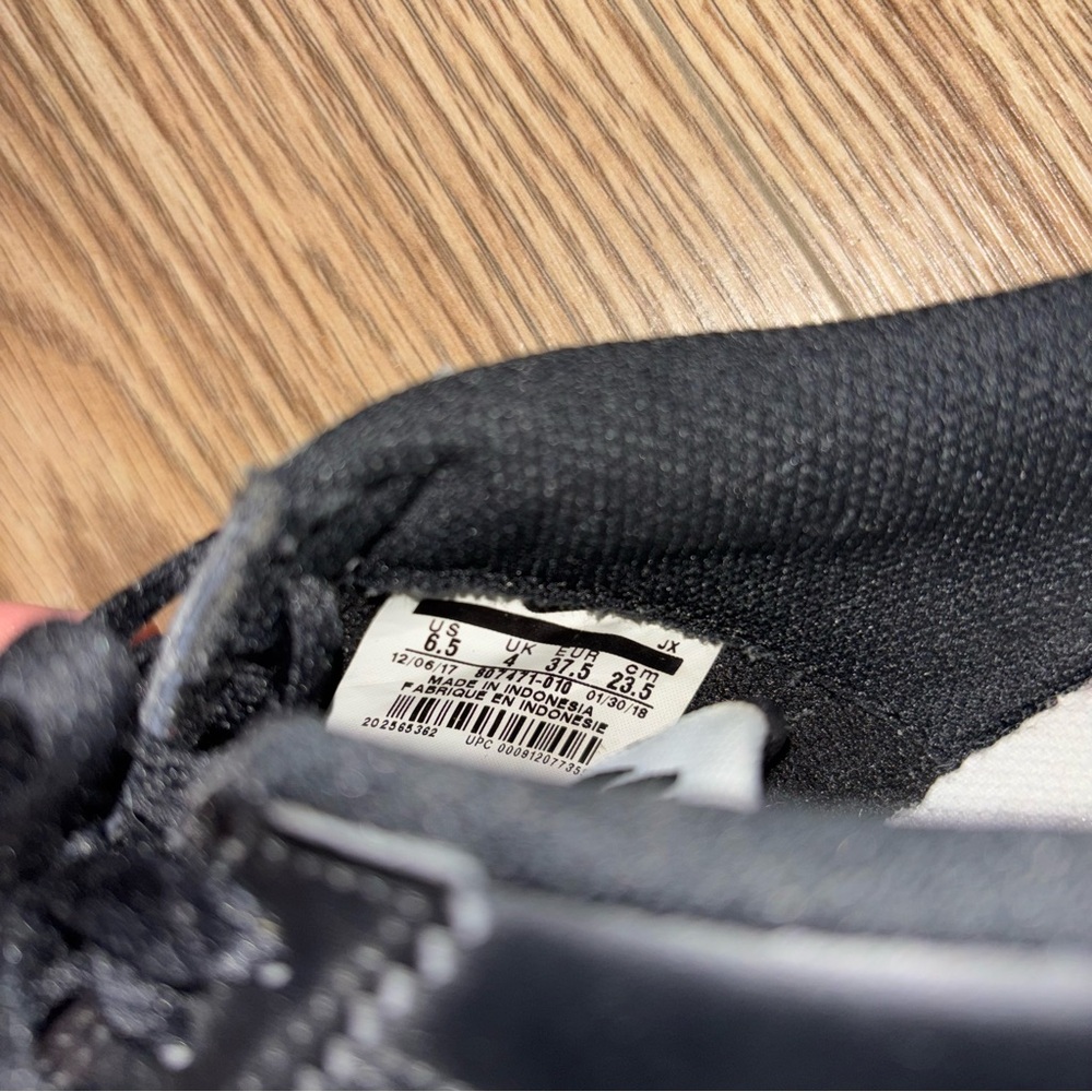 Nike Cortez Basic Leather Black White Shoes US 6.5 Preowned - Picture 7 of 7